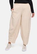 Pantalón 'Livia' – Corte ancho, diseño limpio y elástico