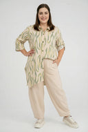 'Livia' Blus-tunika – lätt, figursmickrande & konstnärligt mönstrad