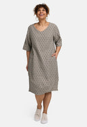 Vestido 'Olina' – ligero, estructurado y de suave elasticidad