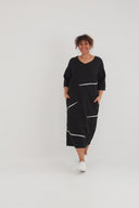 Vestido midi 'Saria' – limpio, cómodo y natural